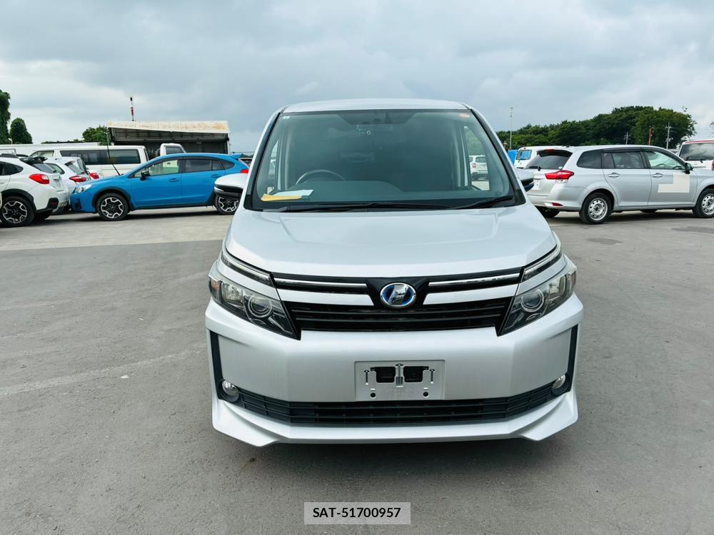 Toyota VOXY 2015-04 7891127-7
