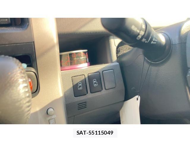 Toyota VOXY 2010-04 8076094-17