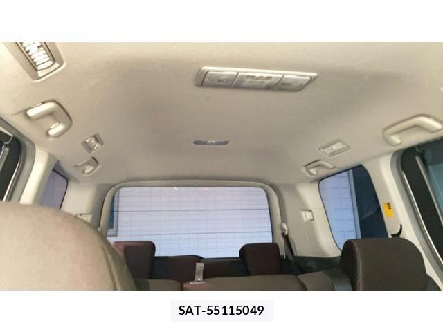 Toyota VOXY 2010-04 8076094-21