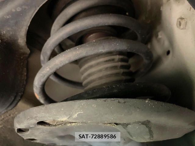 Toyota VOXY 2011-03 8076095-19