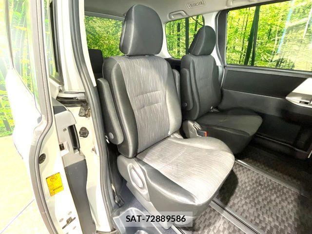 Toyota VOXY 2011-03 8076095-8