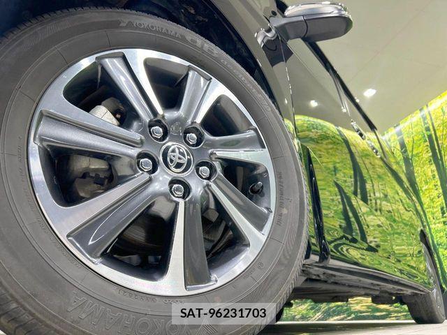 Toyota VOXY 2021-07 8076080-13