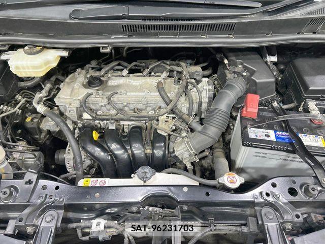 Toyota VOXY 2021-07 8076080-17