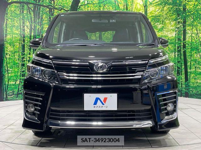Toyota VOXY 2014-03 8076091-14