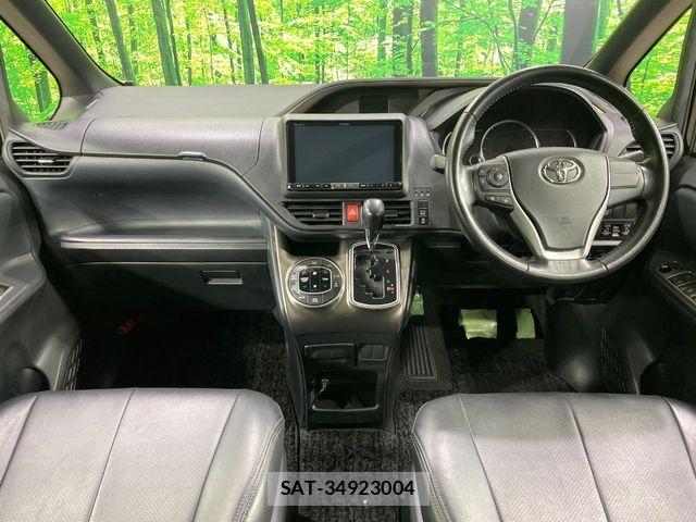 Toyota VOXY 2014-03 8076091-1