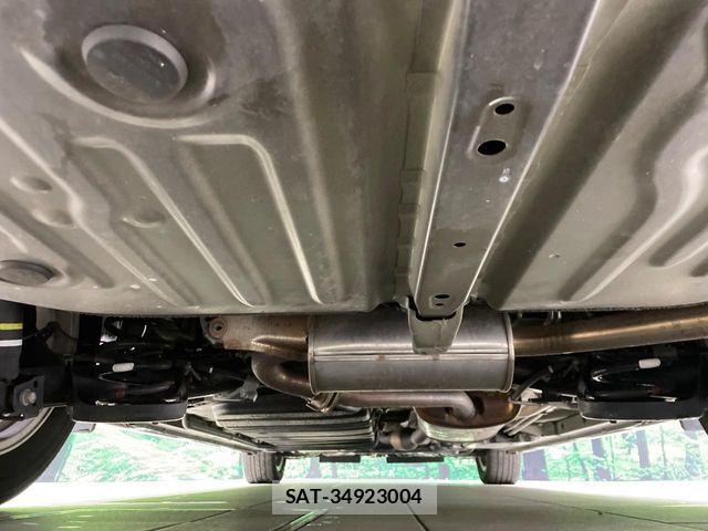 Toyota VOXY 2014-03 8076091-19