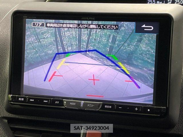 Toyota VOXY 2014-03 8076091-3