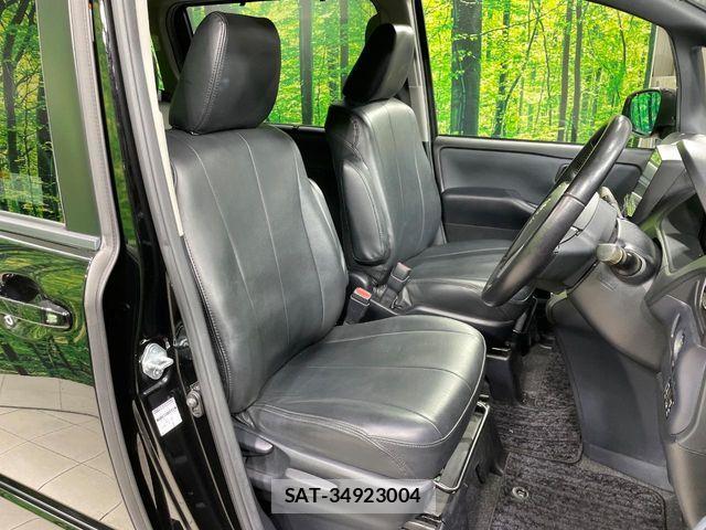 Toyota VOXY 2014-03 8076091-7
