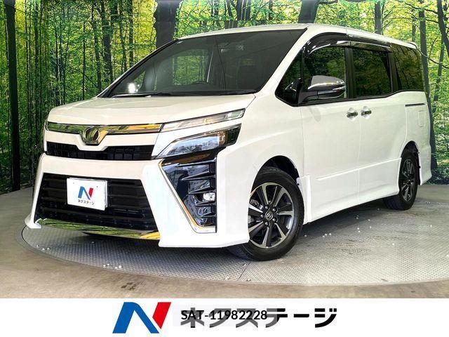 Toyota VOXY 2019-02 8076085-0