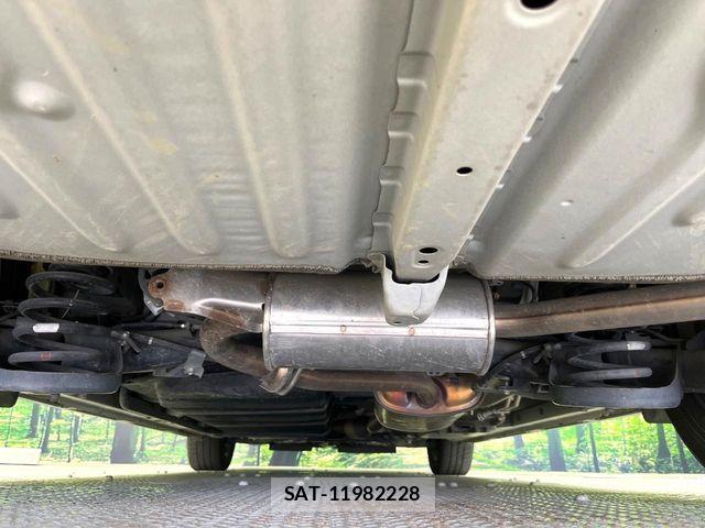 Toyota VOXY 2019-02 8076085-17