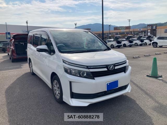 Toyota VOXY 2015-03 8076096-1