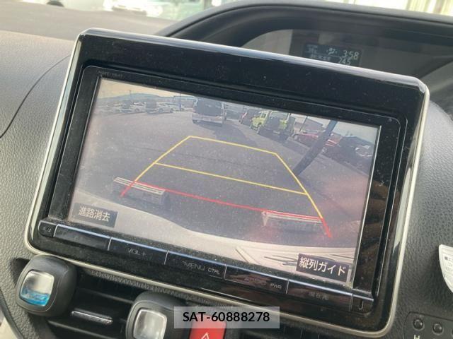 Toyota VOXY 2015-03 8076096-18