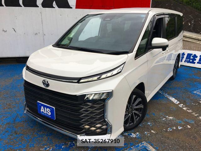 Toyota VOXY 2023-03 8076079-0