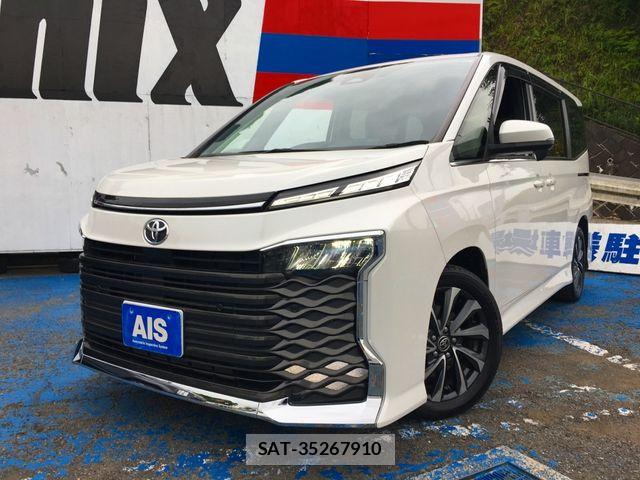 Toyota VOXY 2023-03 8076079-1