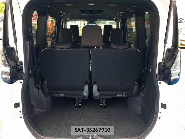 Toyota VOXY 2023-03 8076079-20