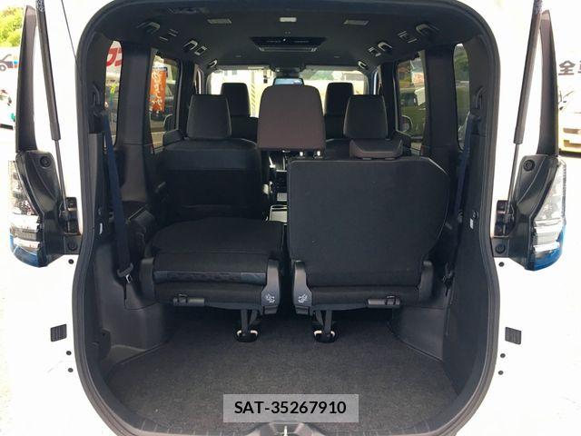 Toyota VOXY 2023-03 8076079-21