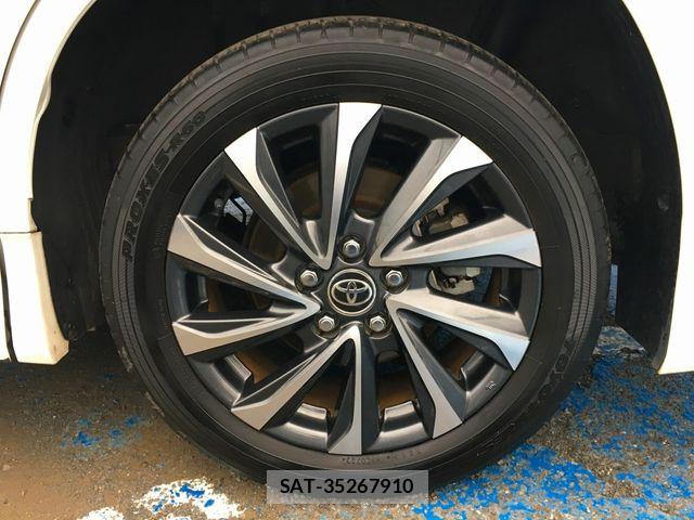 Toyota VOXY 2023-03 8076079-28