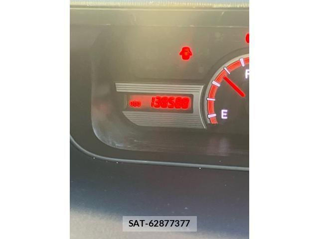 Toyota VOXY 2012-11 8076098-15