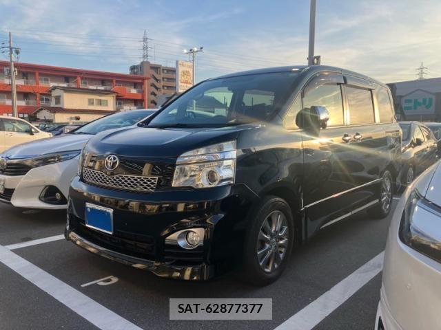 Toyota VOXY 2012-11 8076098-1