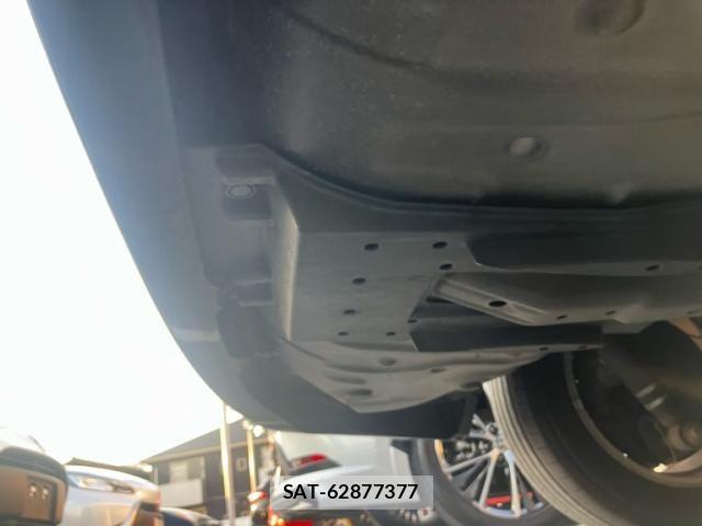 Toyota VOXY 2012-11 8076098-19