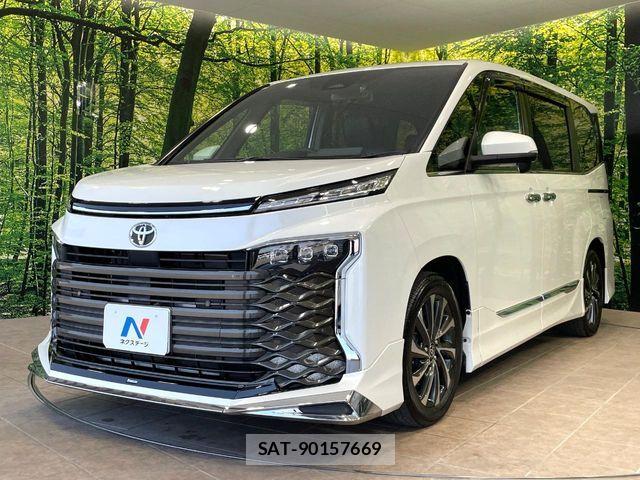Toyota VOXY 2023-08 8076078-16