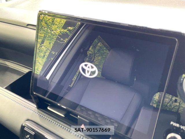 Toyota VOXY 2023-08 8076078-3