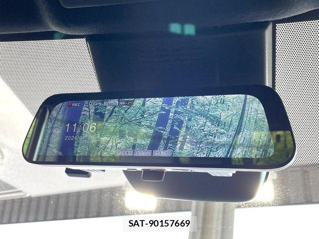 Toyota VOXY 2023-08 8076078-6