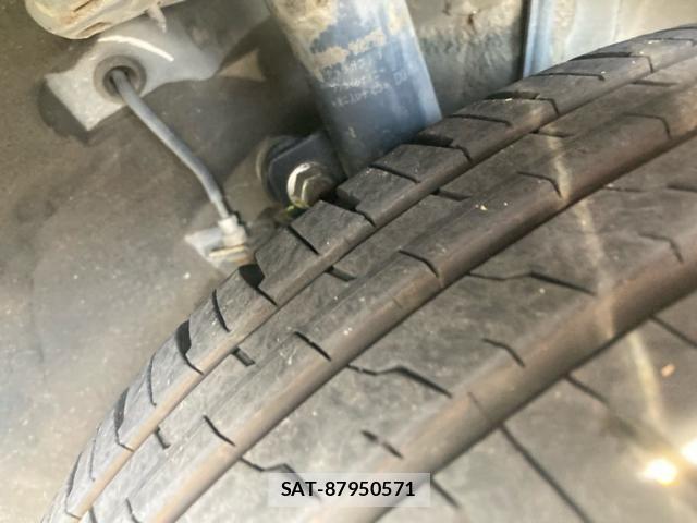 Toyota VOXY 2008-09 8076102-5