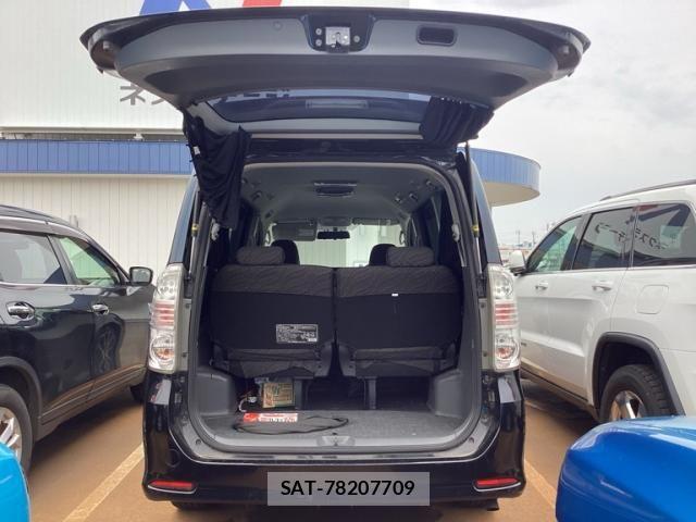 Toyota VOXY 2010-03 8076100-5