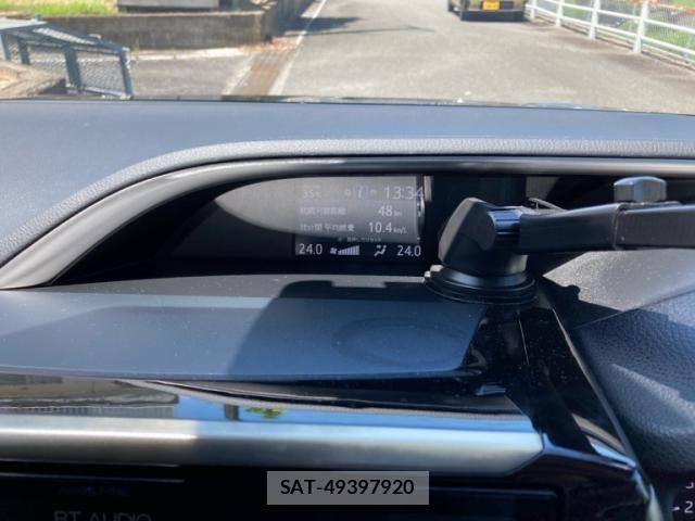 Toyota VOXY 2019-03 8076089-15