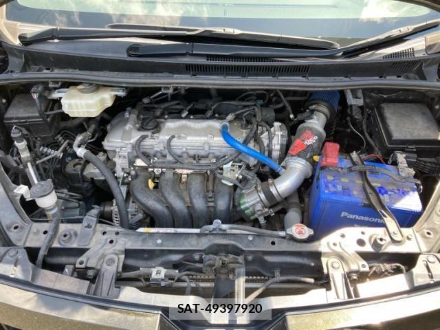 Toyota VOXY 2019-03 8076089-23