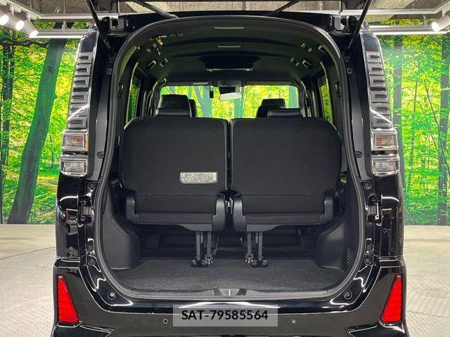 Toyota VOXY 2021-03 8102574-10