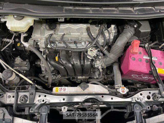 Toyota VOXY 2021-03 8102574-18