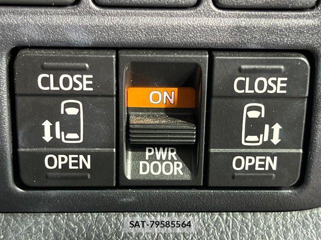 Toyota VOXY 2021-03 8102574-3