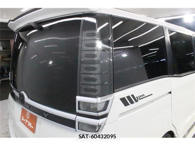 Toyota VOXY 2020-12 8102579-18
