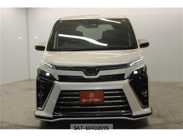 Toyota VOXY 2020-12 8102579-1