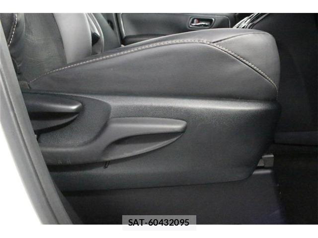 Toyota VOXY 2020-12 8102579-27
