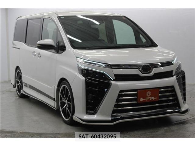 Toyota VOXY 2020-12 8102579-2