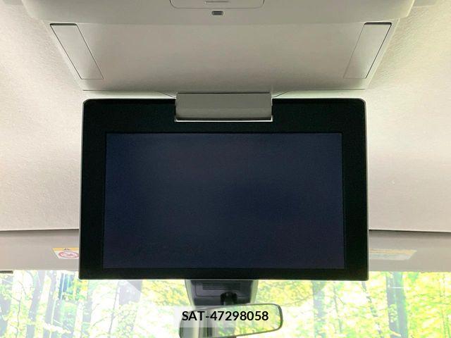 Toyota VOXY 2016-02 8102598-3