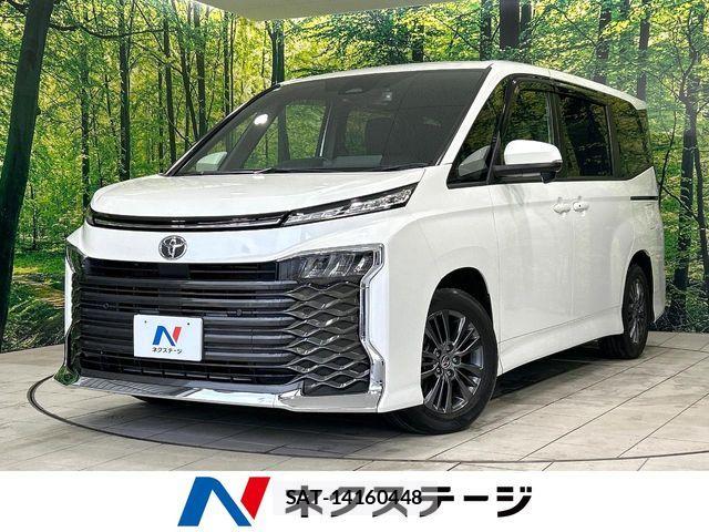 Toyota VOXY 2022-06 8102569-0