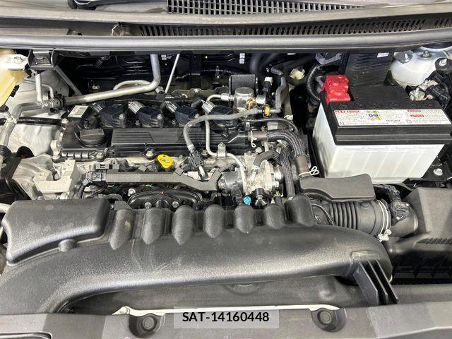 Toyota VOXY 2022-06 8102569-18