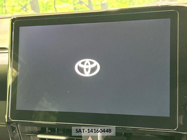 Toyota VOXY 2022-06 8102569-2