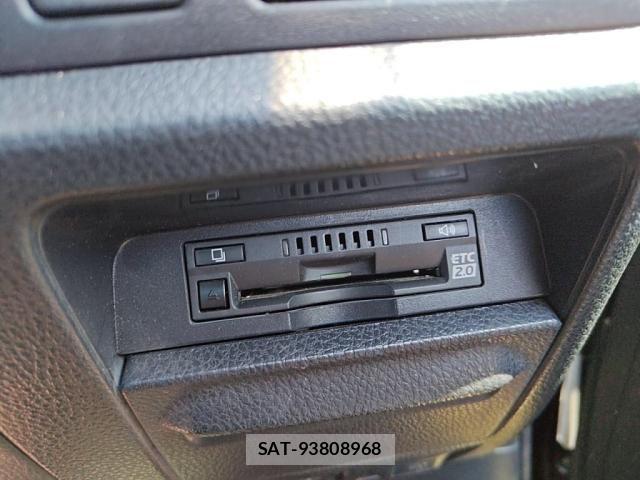 Toyota VOXY 2020-11 8102577-18