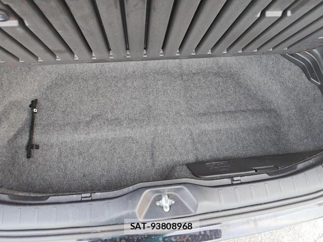 Toyota VOXY 2020-11 8102577-27