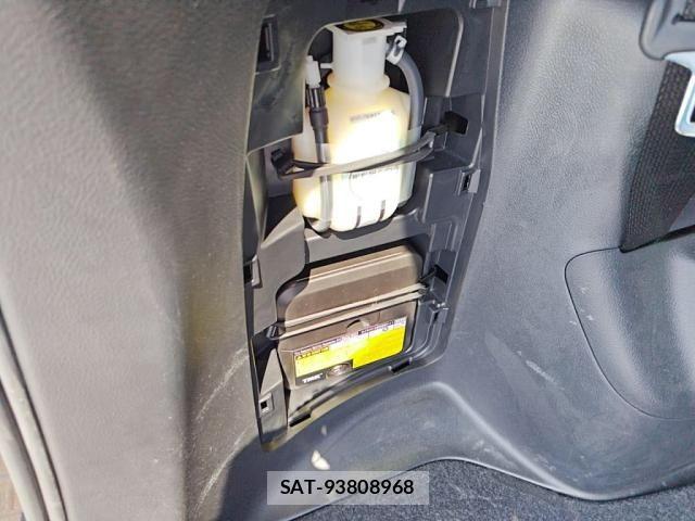 Toyota VOXY 2020-11 8102577-29