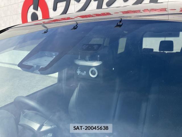 Toyota VOXY 2021-02 8102570-13