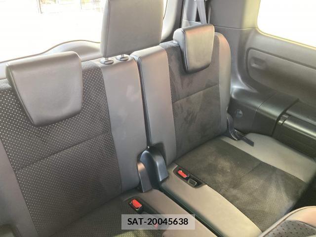 Toyota VOXY 2021-02 8102570-24