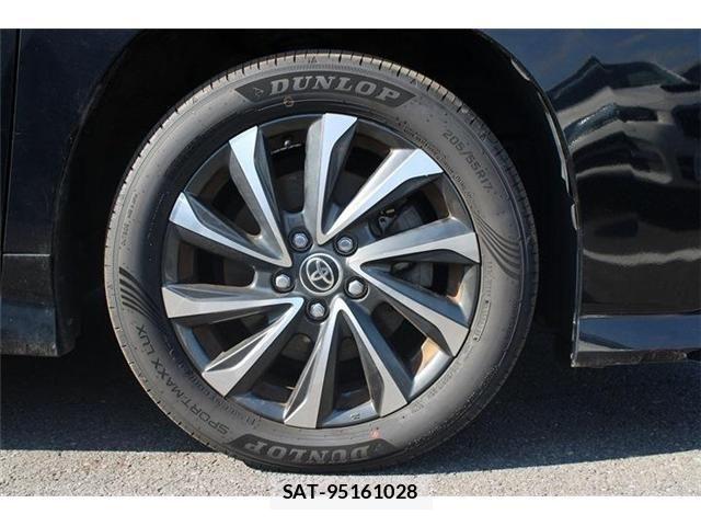 Toyota VOXY 2022-03 8102575-23