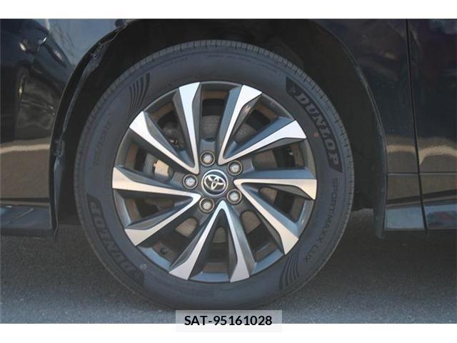 Toyota VOXY 2022-03 8102575-29