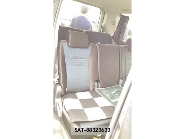 Toyota VOXY 2009-10 8102625-10